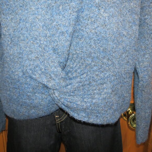 Oly Blue Sweater Scoop Neck Long Sleeve 5% Wool Size Large - Picture 4 of 10